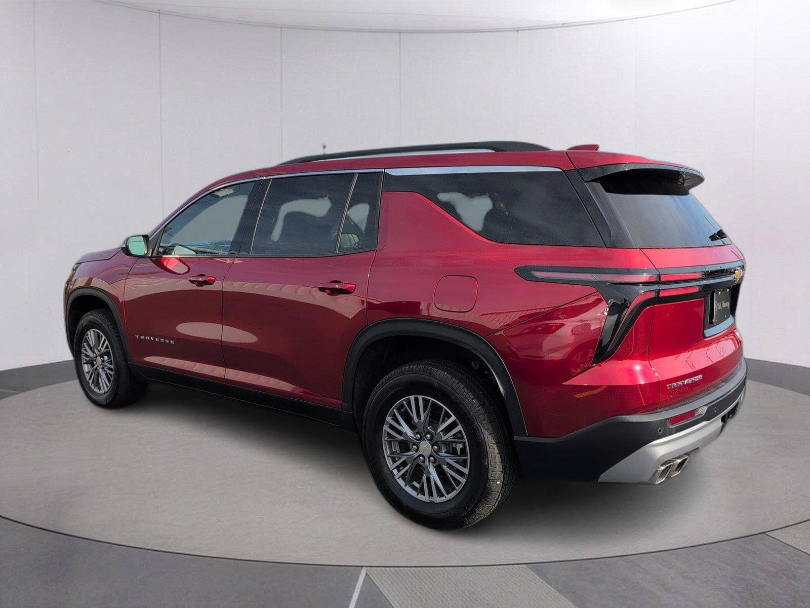 Certified 2025 Chevrolet Traverse LT FWD image 5