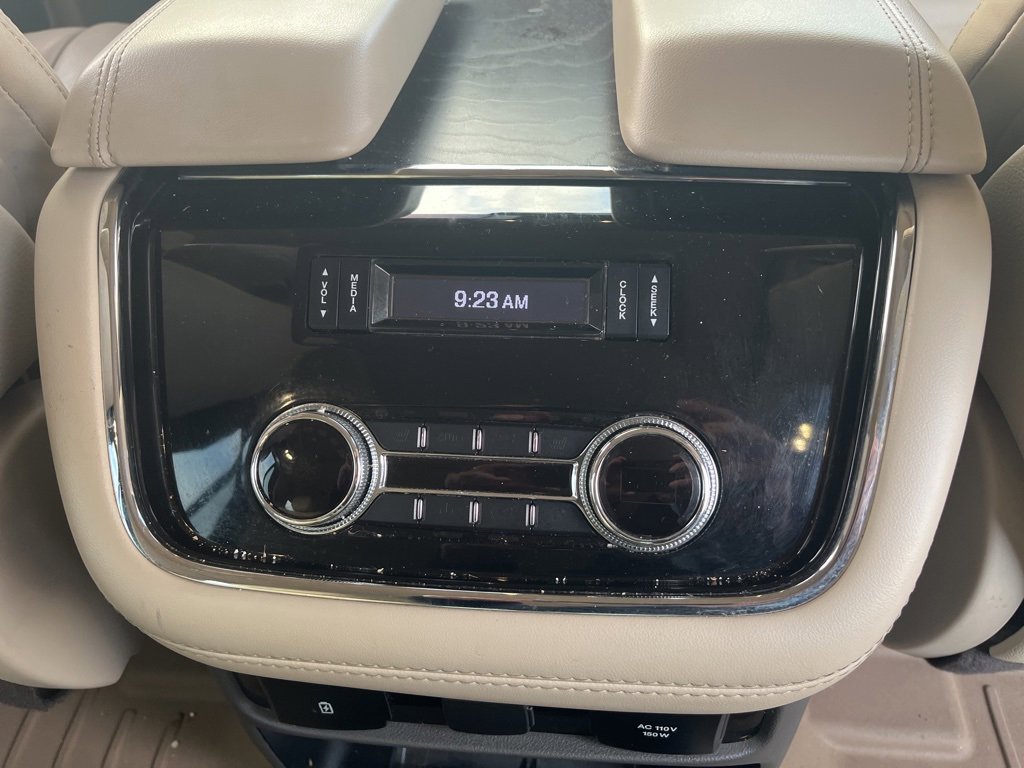 Used 2021 Lincoln Navigator L Reserve image 9