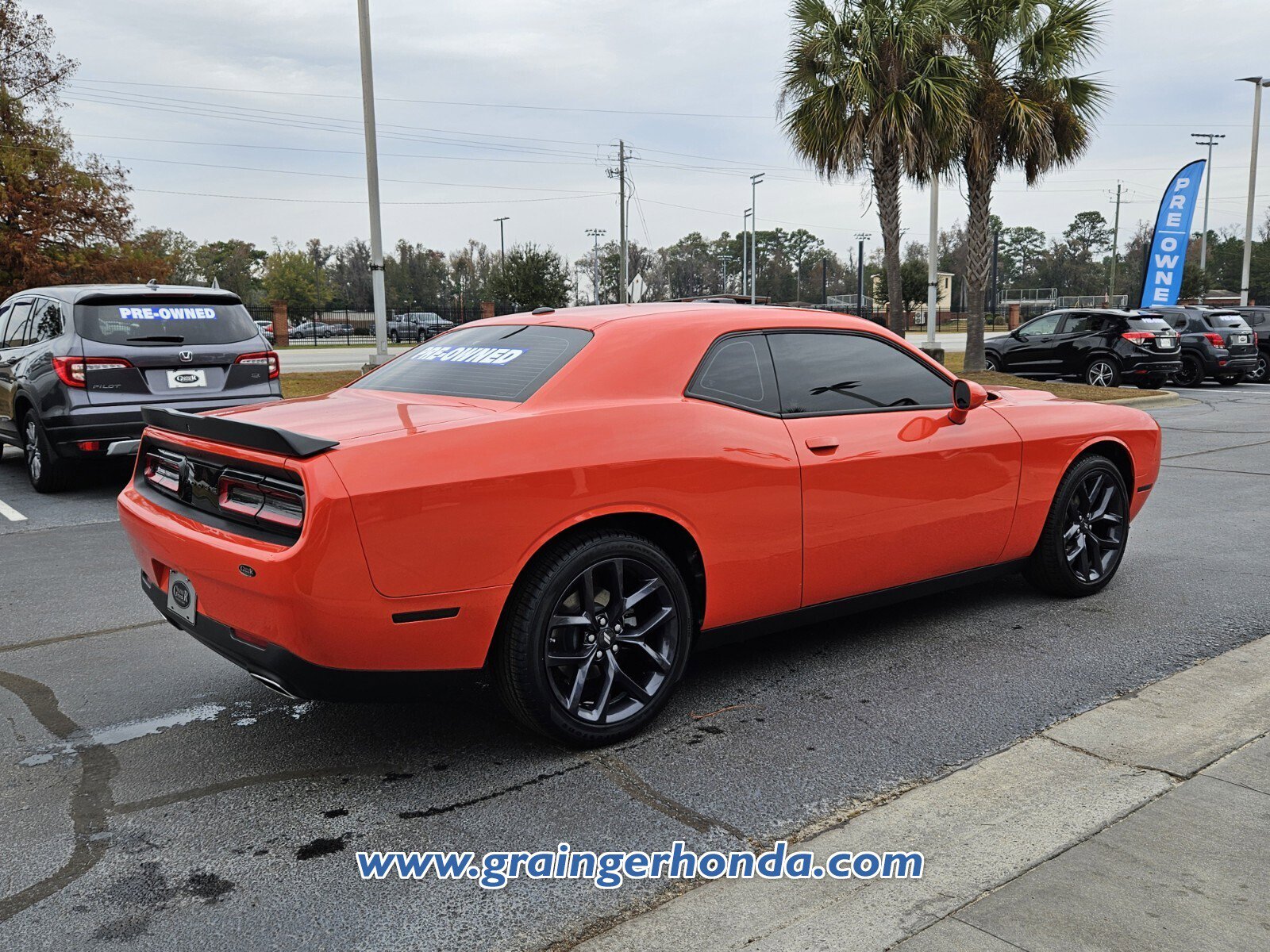 Used 2023 Dodge Challenger SXT w/ Blacktop Package image 5
