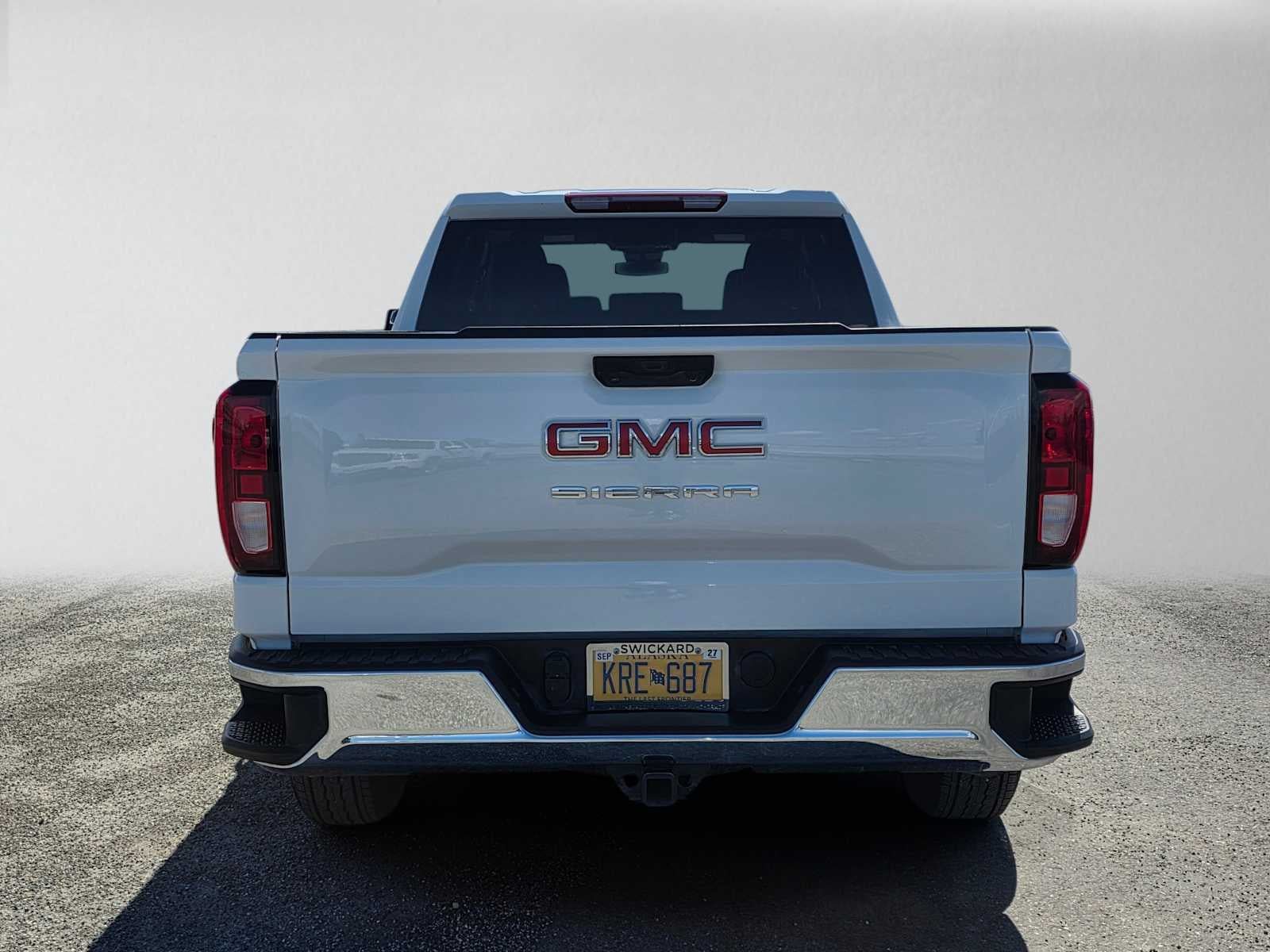 Certified 2025 GMC Sierra 1500 Pro w/ Pro Value Package AWD/4WD image 4