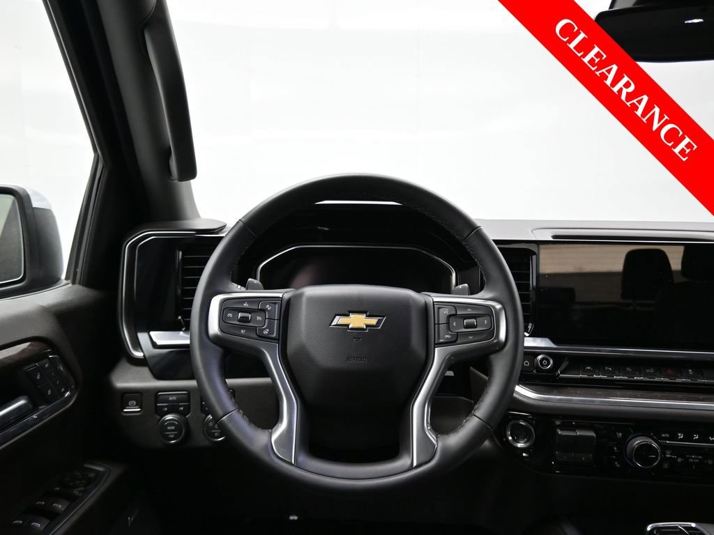 Used 2024 Chevrolet Silverado 1500 LTZ image 36