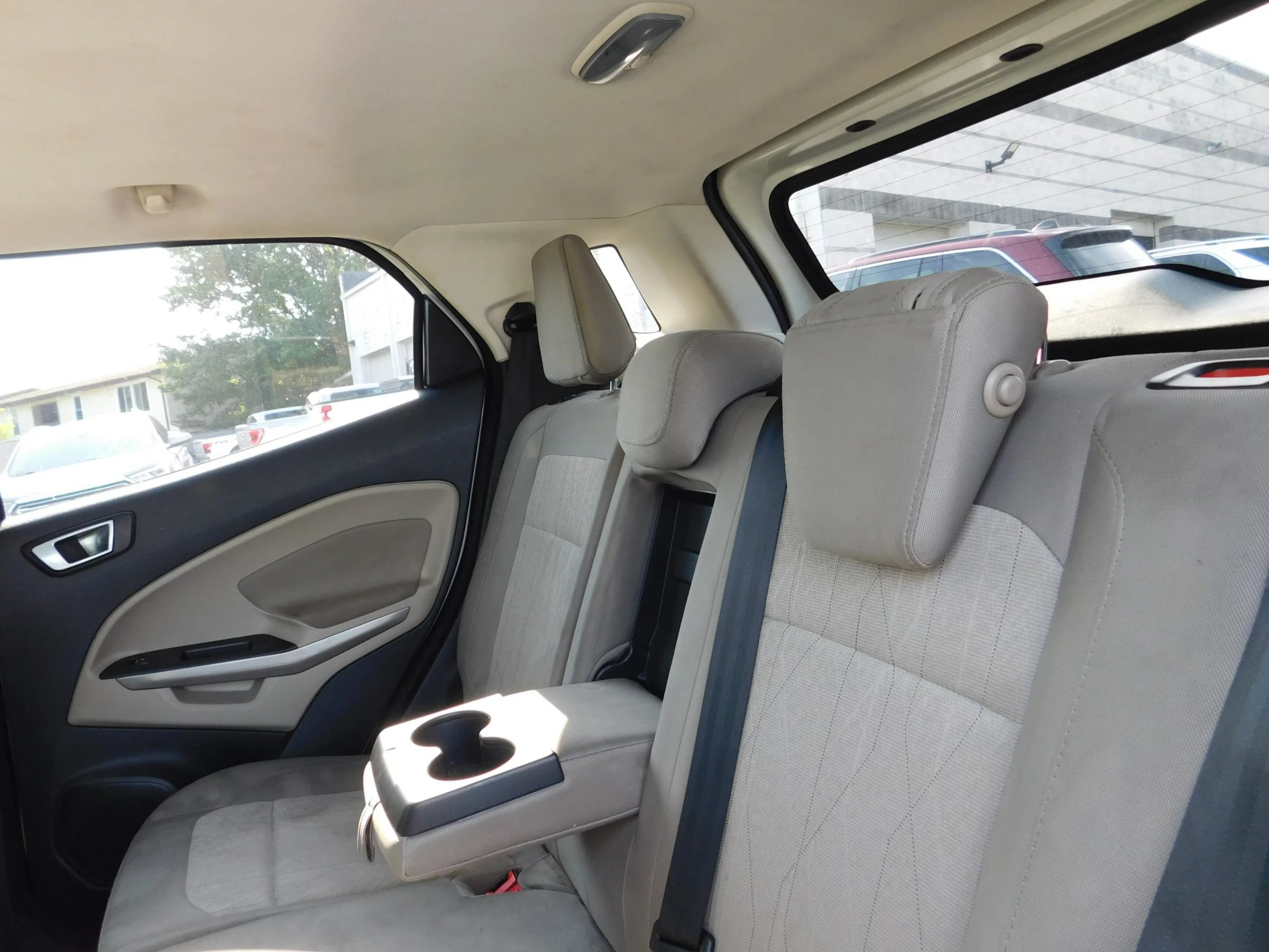 Used 2019 Ford EcoSport SE w/ SE Convenience Package FWD image 8