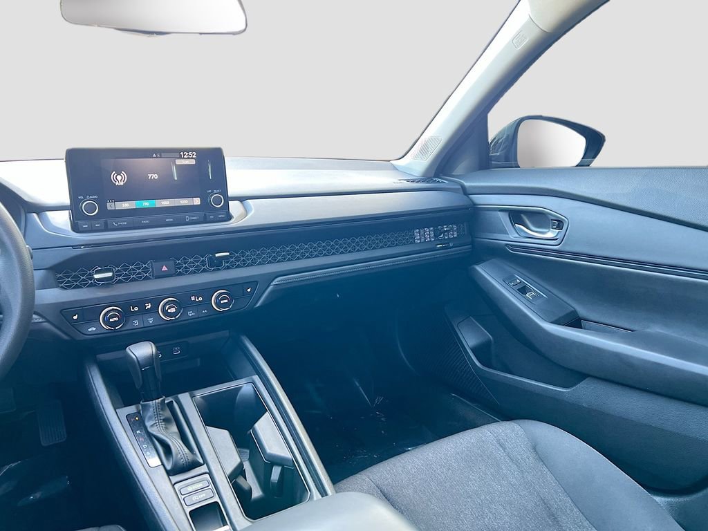Used 2025 Honda Accord SE image 22