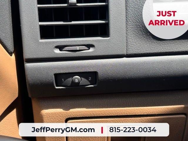 Used 2011 Jeep Liberty Limited AWD/4WD image 13