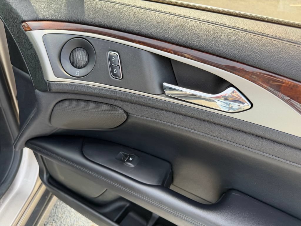 Used 2019 Lincoln MKZ Reserve w/ Reserve Plus Package AWD/4WD image 29