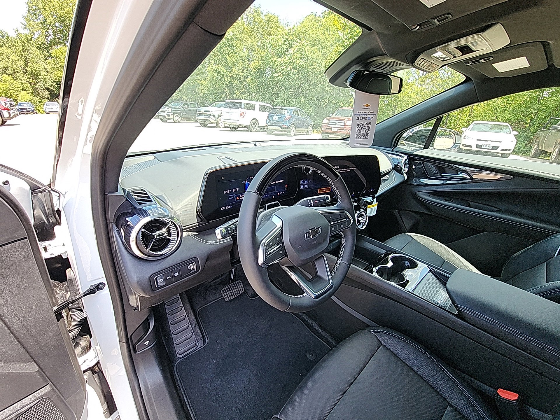 New 2025 Chevrolet Blazer EV LT w/ Super Cruise Package image 14