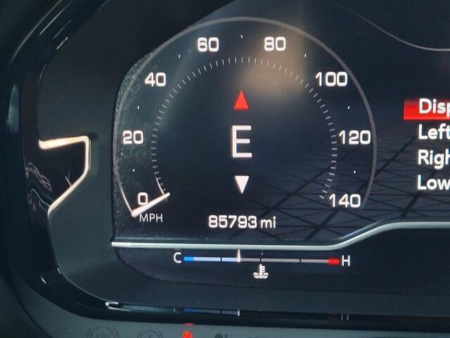 Used 2022 GMC Yukon Denali image 15