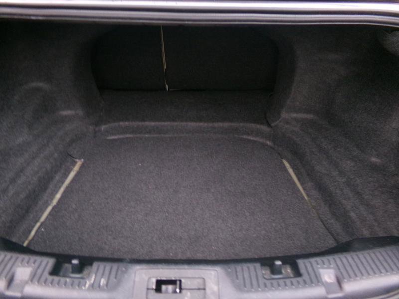 Used 2016 Ford Taurus SE FWD image 28