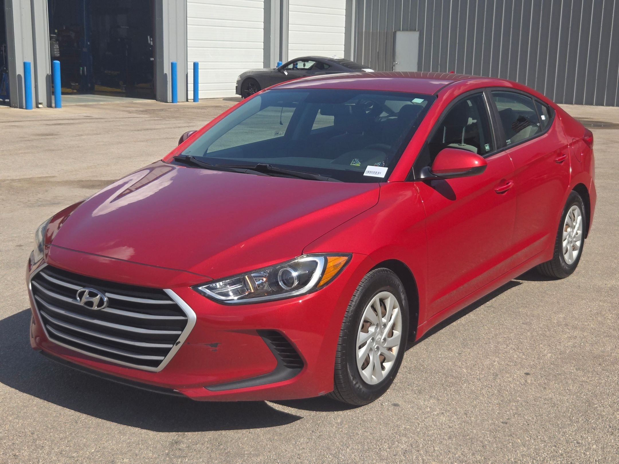 Used 2018 Hyundai Elantra SE w/ SE Connectivity Package 04 FWD image 7