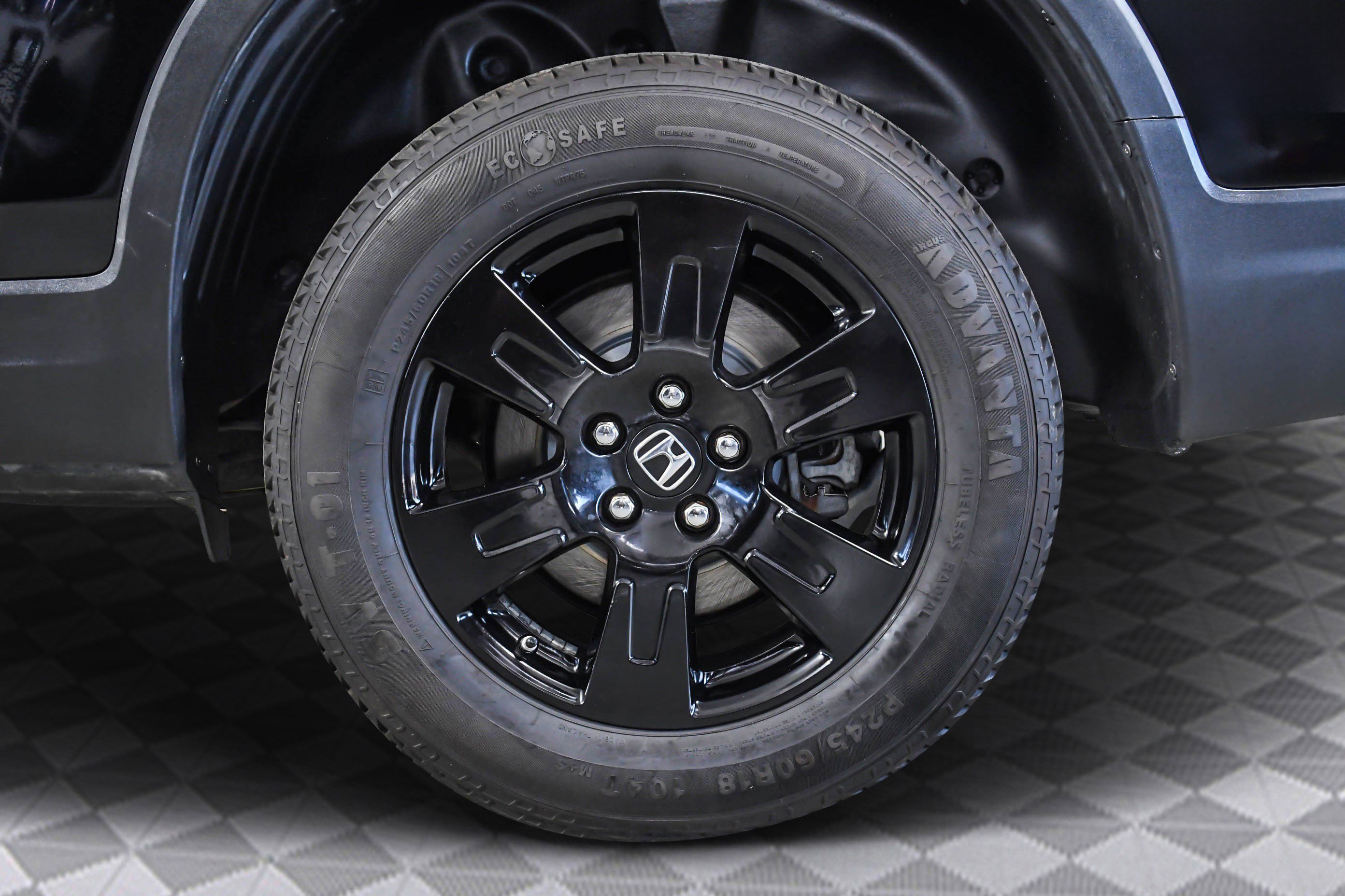 Used 2017 Honda Ridgeline Black Edition image 31