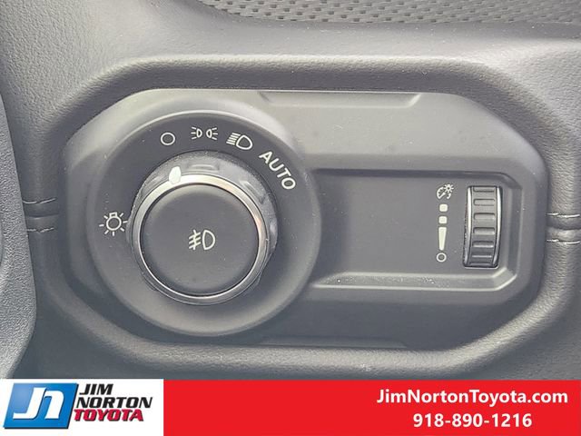 Used 2024 Jeep Wrangler Rubicon image 23