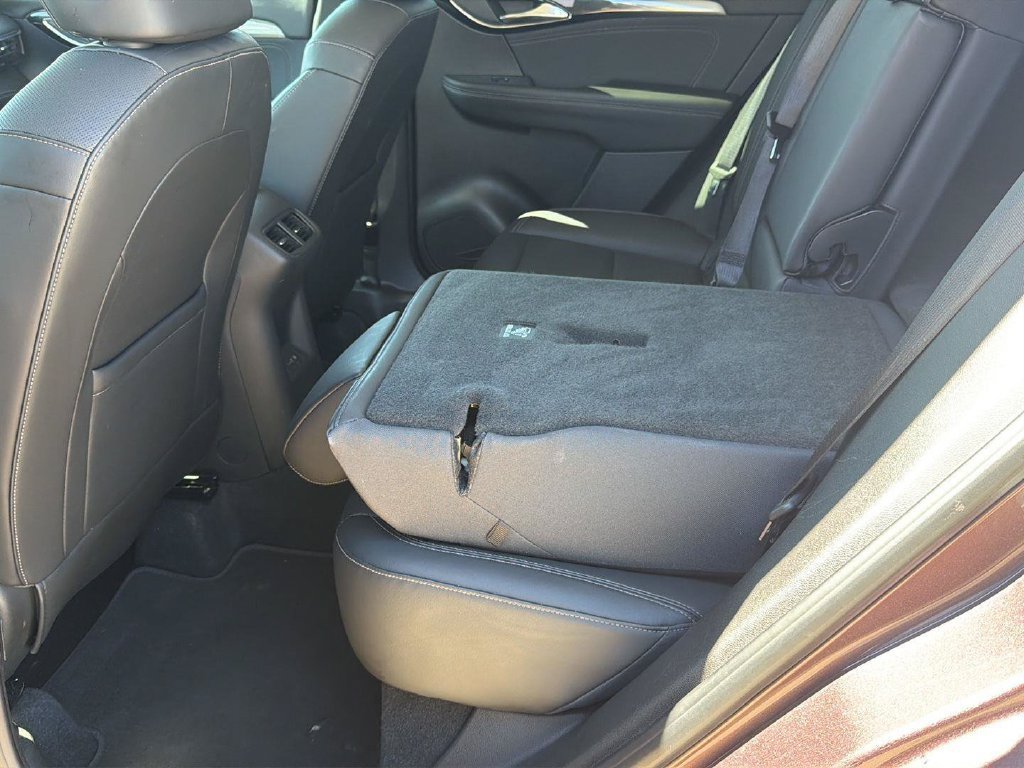 Used 2024 Buick Envision Preferred AWD/4WD image 21