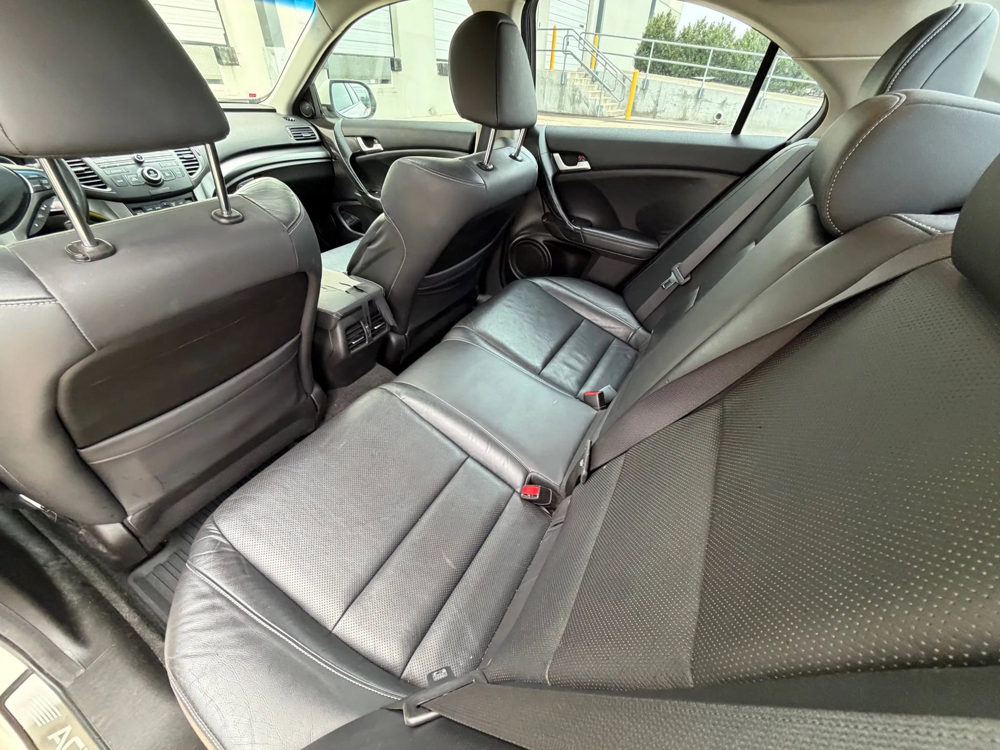 Used 2011 Acura TSX Sedan image 18