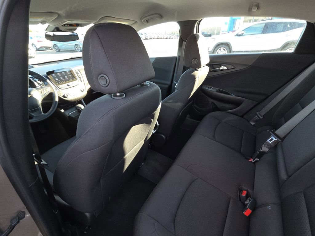 Used 2025 Chevrolet Malibu LT image 27