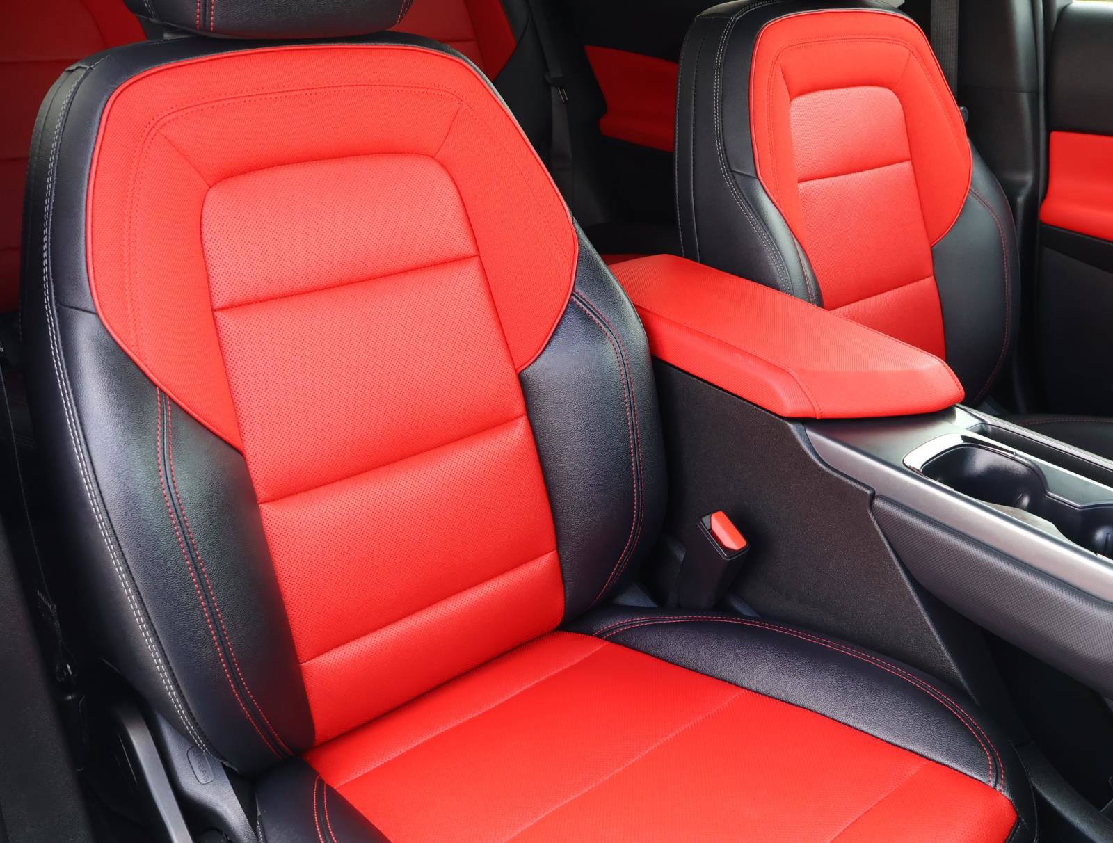 Used 2025 Chevrolet Equinox EV RS image 20