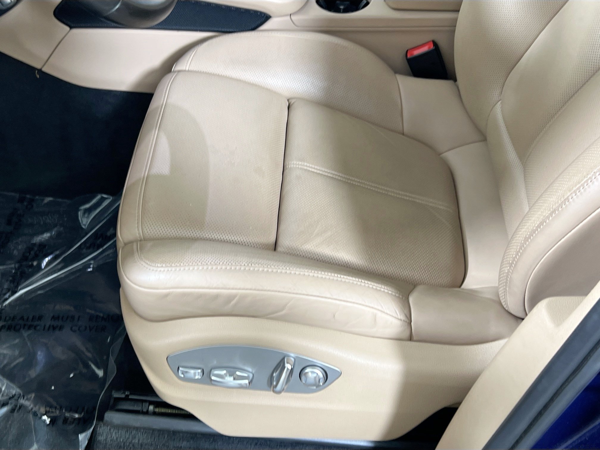 Used 2024 Porsche Macan AWD/4WD image 19