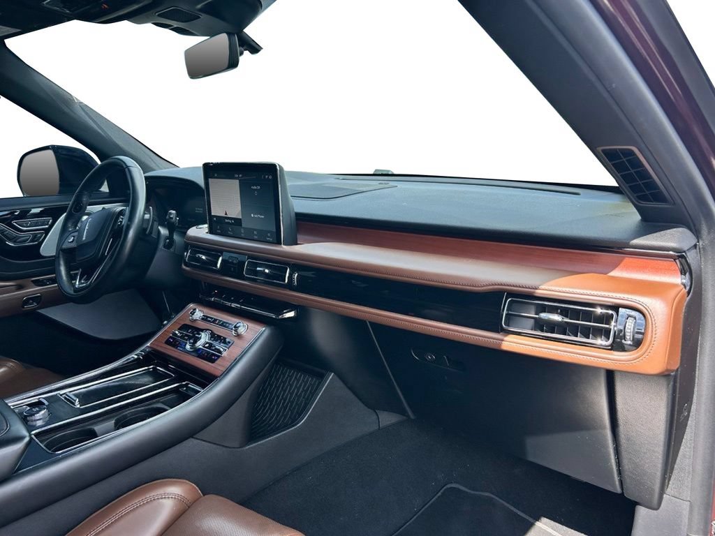 Used 2020 Lincoln Aviator Reserve w/ Equipment Group 201A AWD/4WD image 5