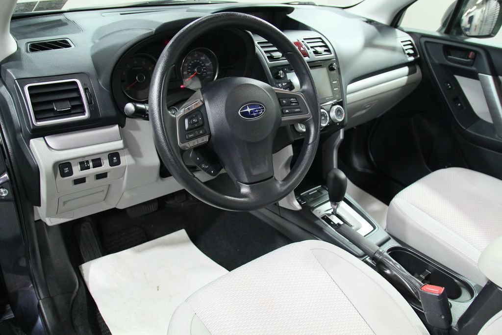 Used 2016 Subaru Forester 2.5i Premium AWD/4WD image 5