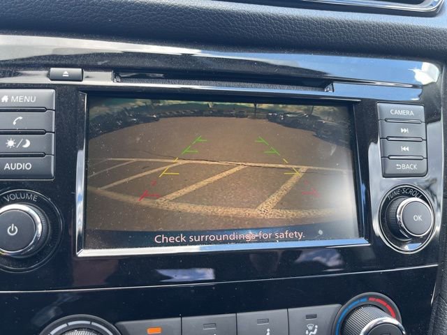 Used 2018 Nissan Rogue S image 19