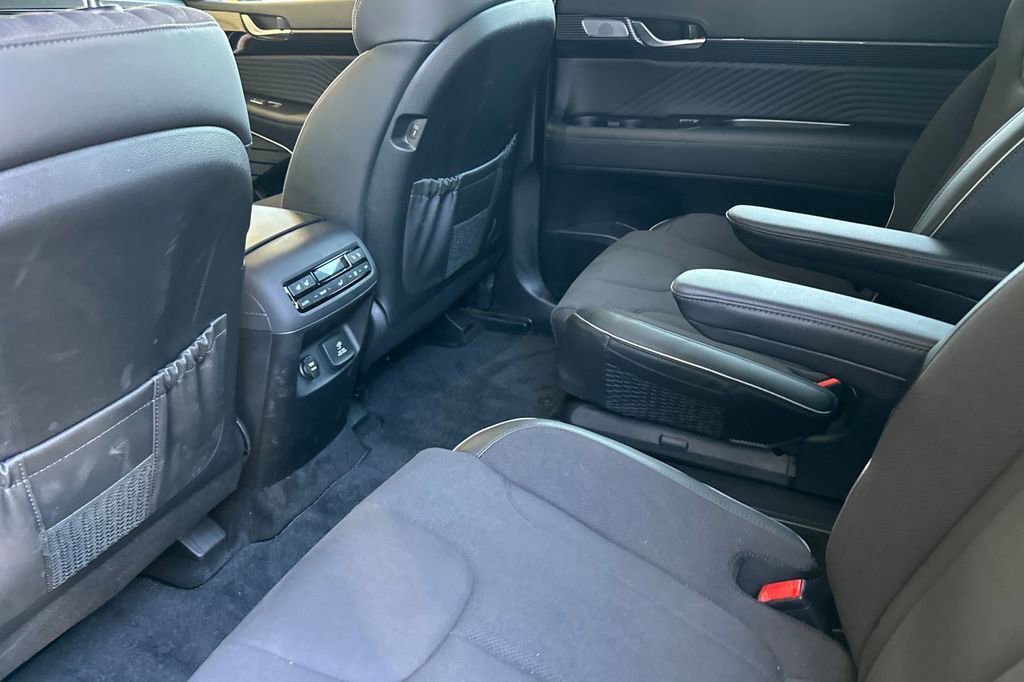 Used 2025 Hyundai Palisade Calligraphy image 10
