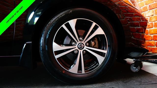Certified 2022 Nissan Sentra SV FWD image 77