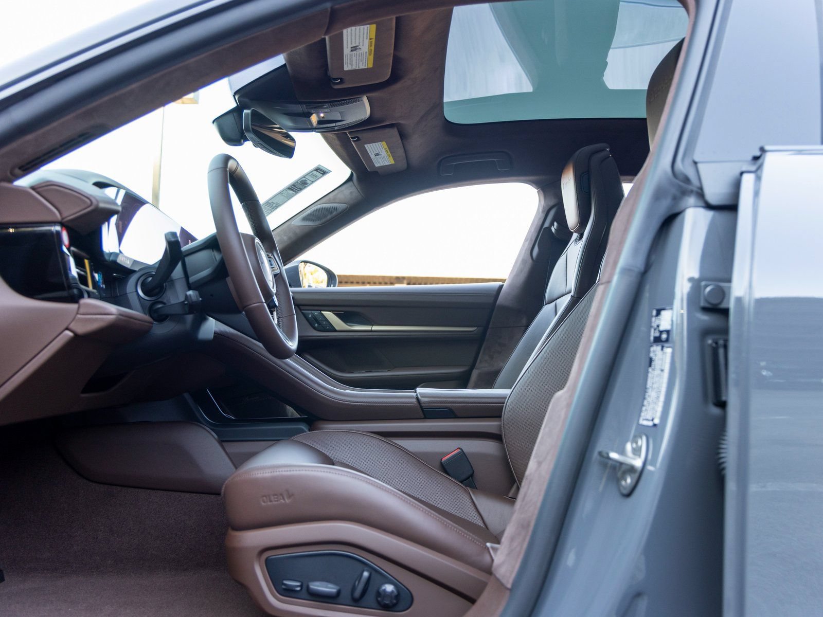 New 2026 Porsche Taycan Turbo AWD/4WD image 26