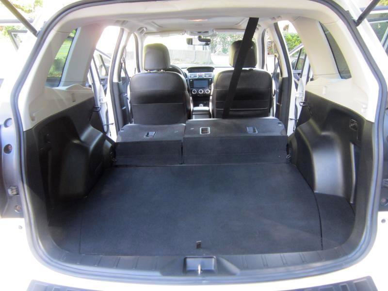 Used 2018 Subaru Forester 2.5i Premium AWD/4WD image 35