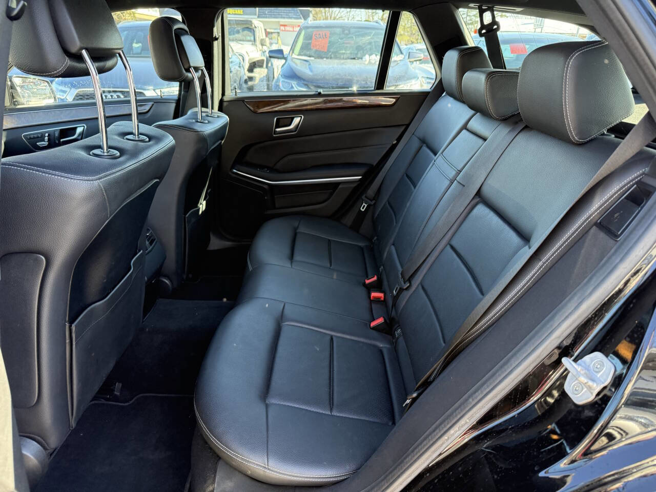 Used 2015 Mercedes-Benz E 350 E 350 4MATIC AWD 4dr Wagon w/ Premium 1 Package image 7