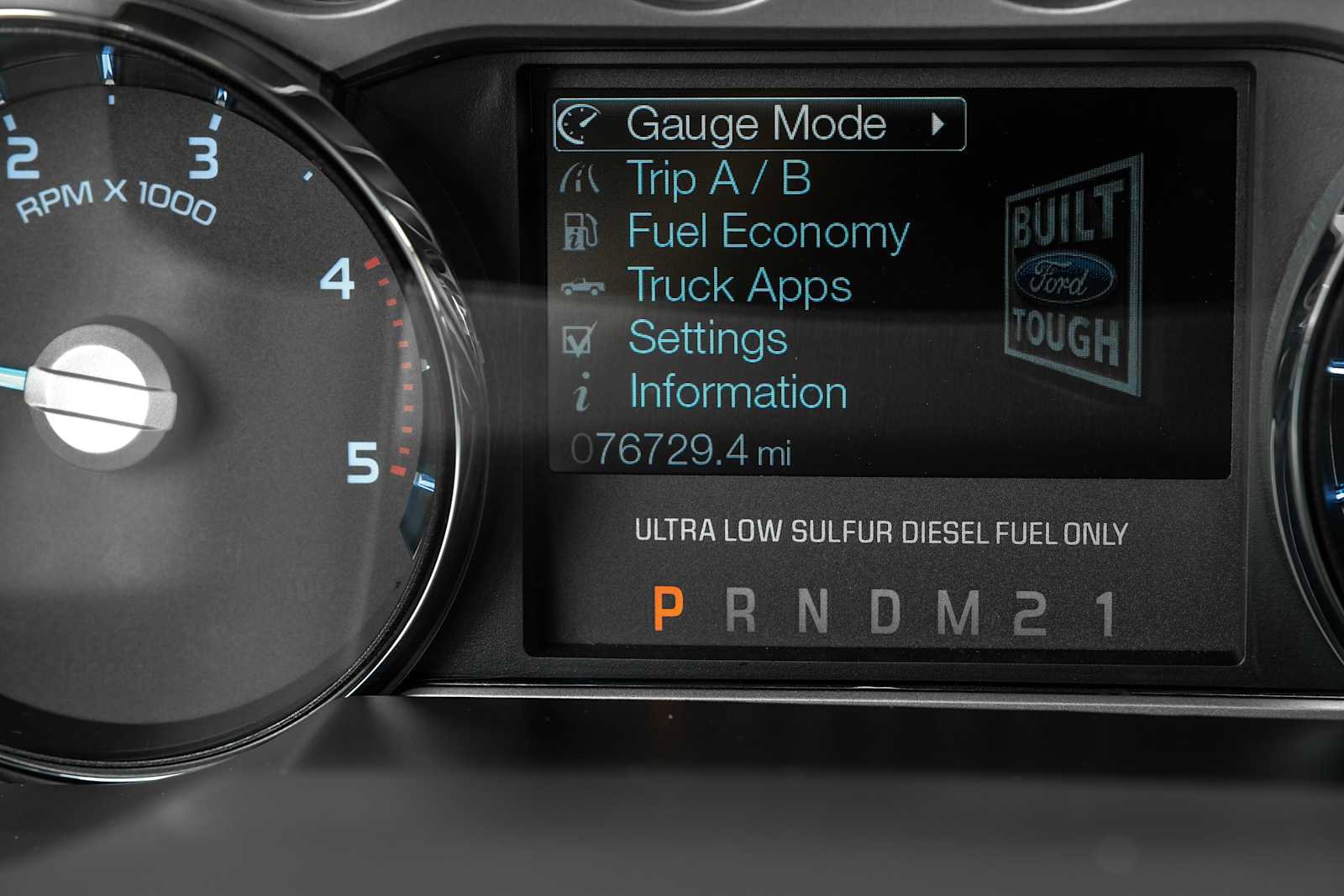 Used 2016 Ford F250 Platinum w/ FX4 Off-Road Package AWD/4WD image 21