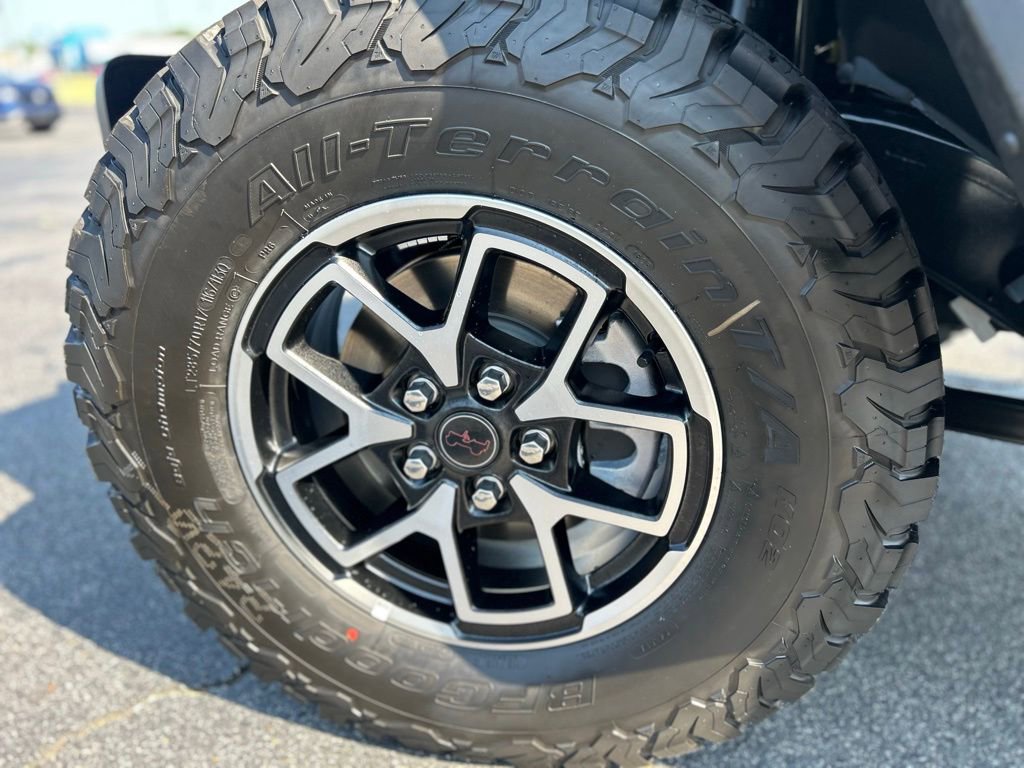 New 2025 Jeep Wrangler Unlimited Rubicon image 16