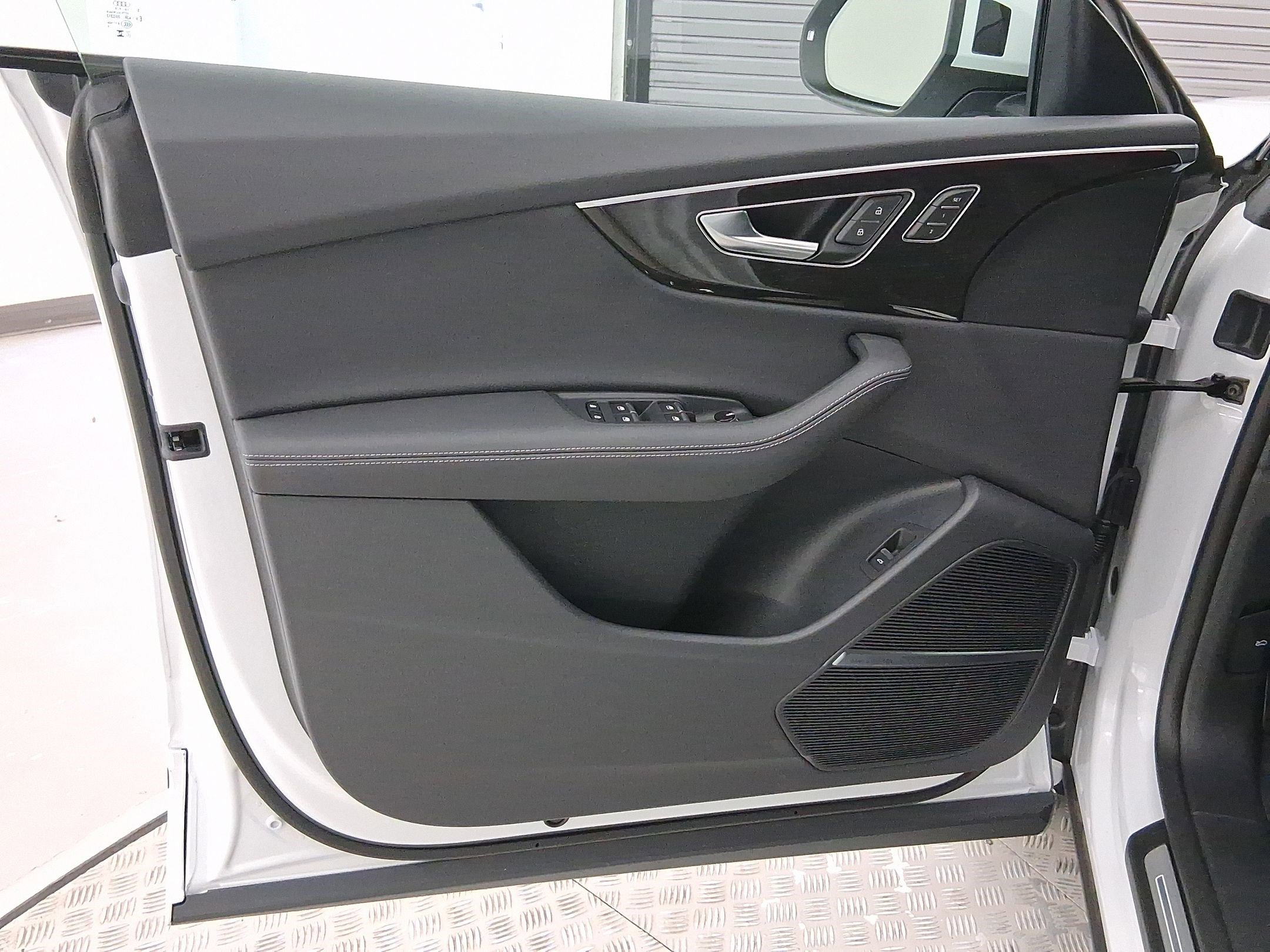 New 2026 Audi Q8 Premium Plus image 19