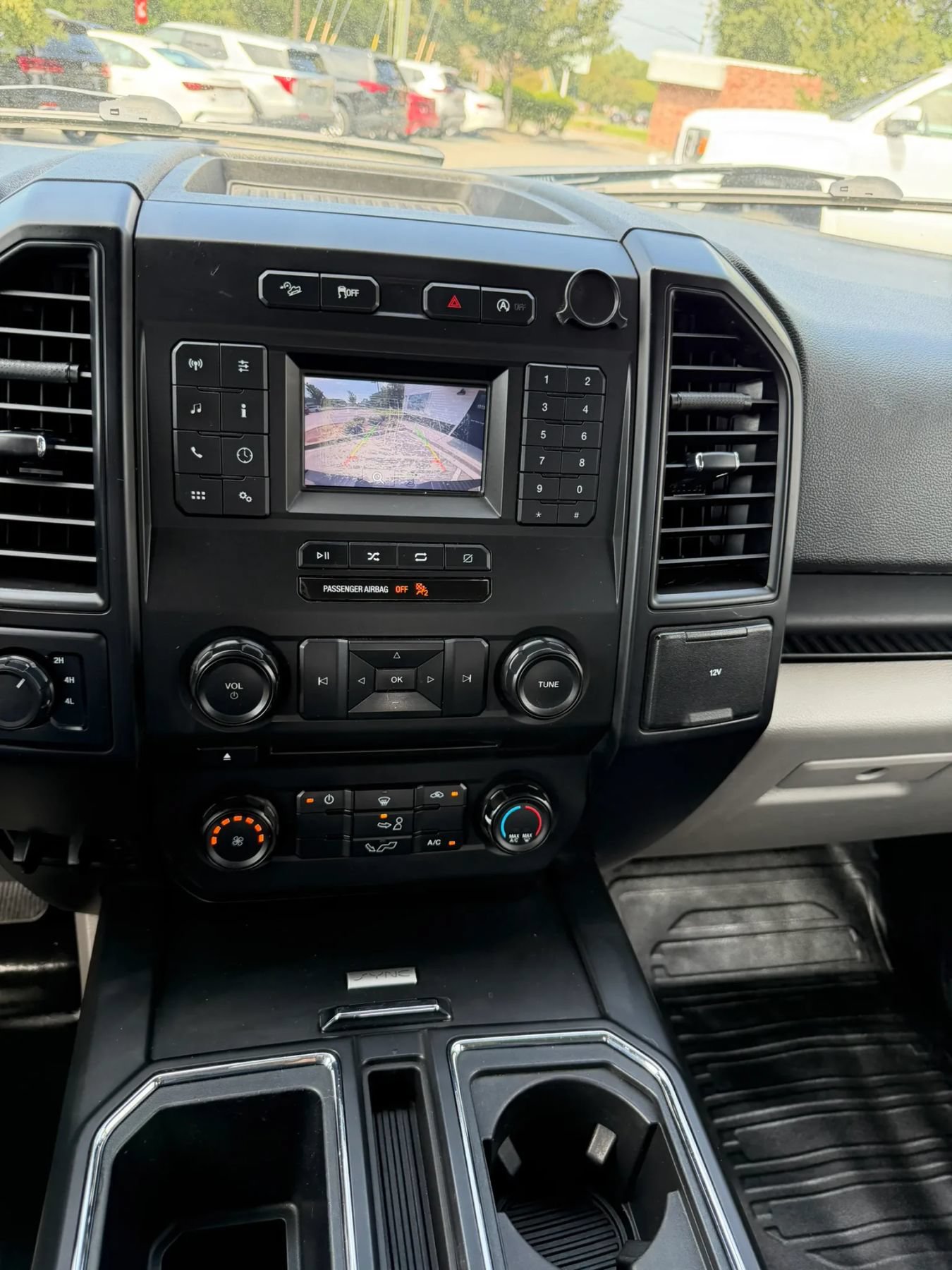 Used 2018 Ford F150 XL w/ Equipment Group 101A Mid AWD/4WD image 13
