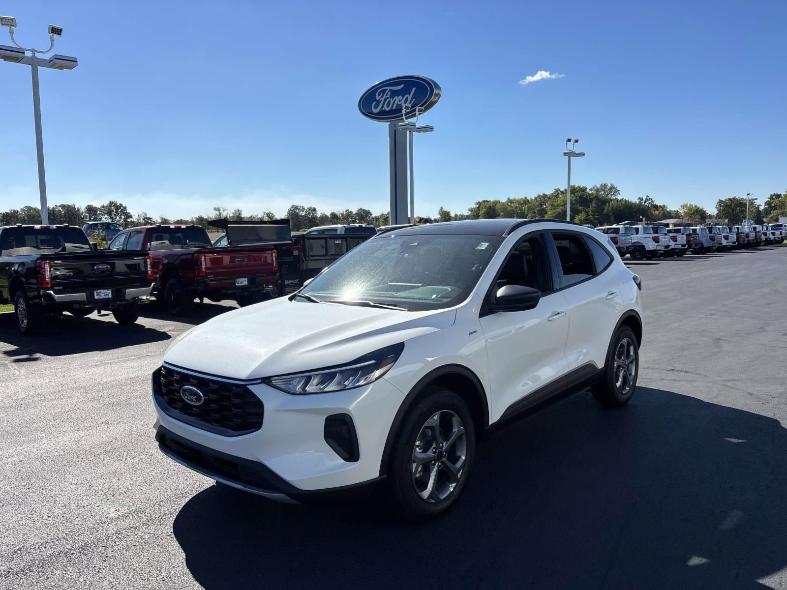 New 2026 Ford Escape ST-Line w/ Tech Pack #1 image 3