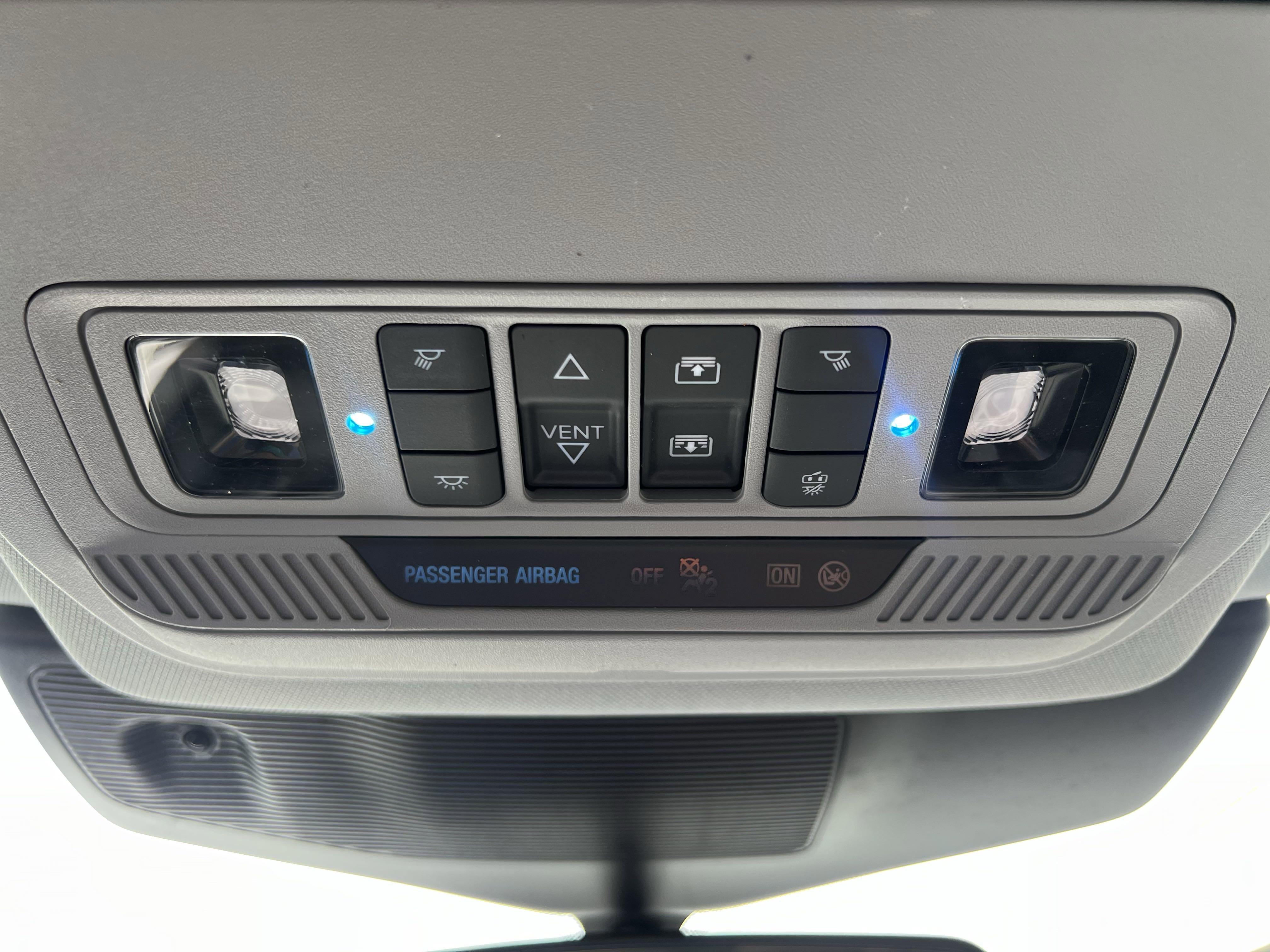 Used 2023 Ford Explorer XLT w/ Equipment Group 202A image 40