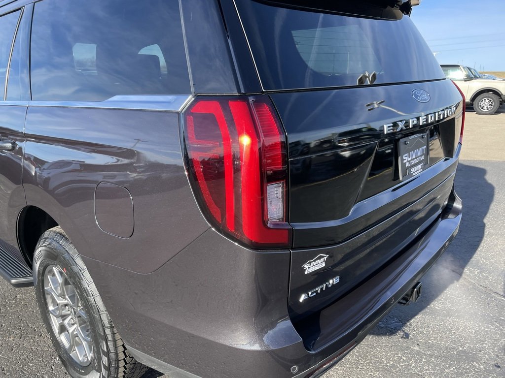 New 2026 Ford Expedition Active image 37