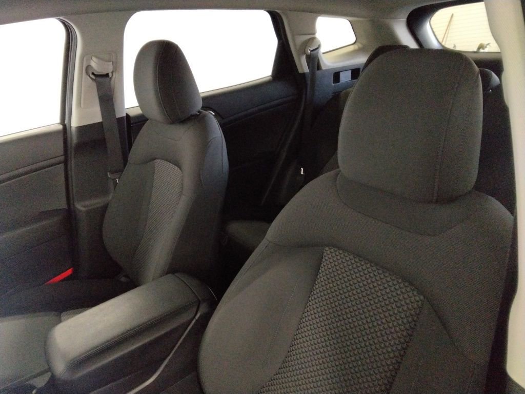 Used 2024 Kia Sportage LX image 28
