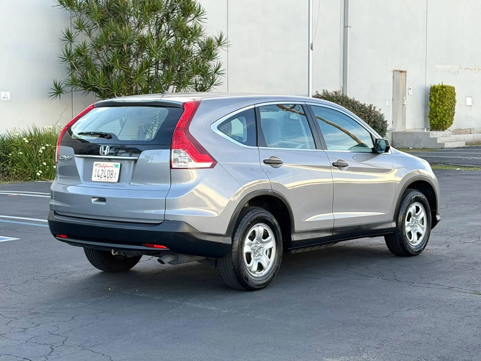 Used 2013 Honda CR-V LX image 3