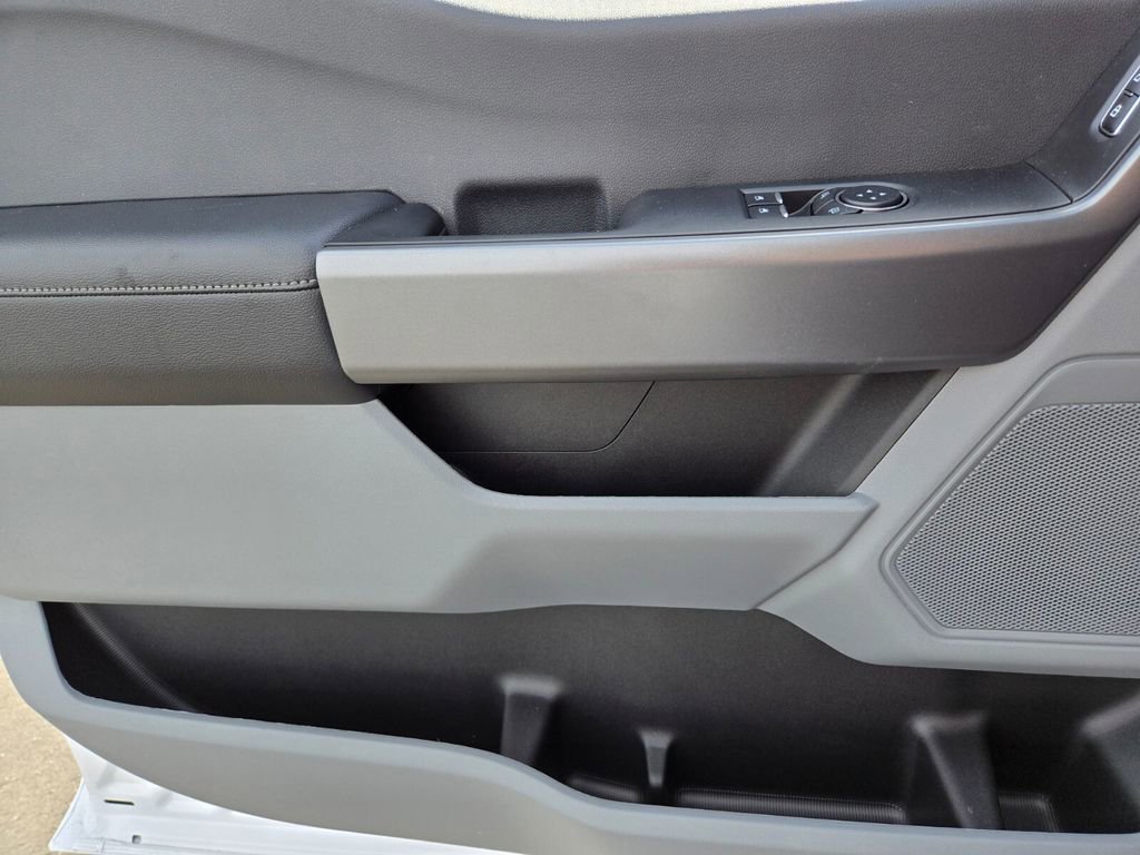 New 2026 Ford F350 XLT image 23