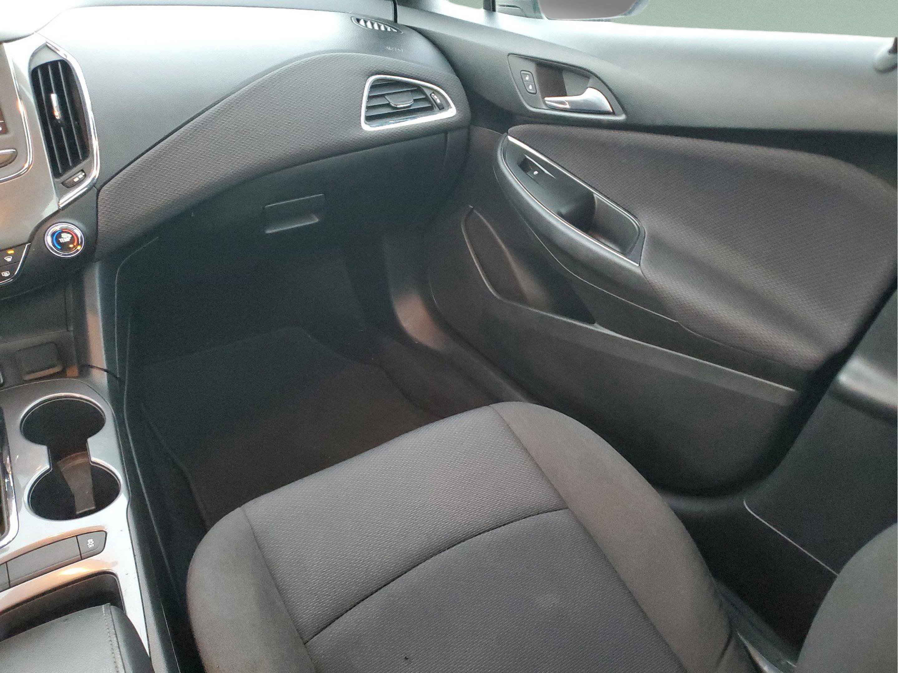 Used 2019 Chevrolet Cruze LS w/ LS Convenience Package image 11