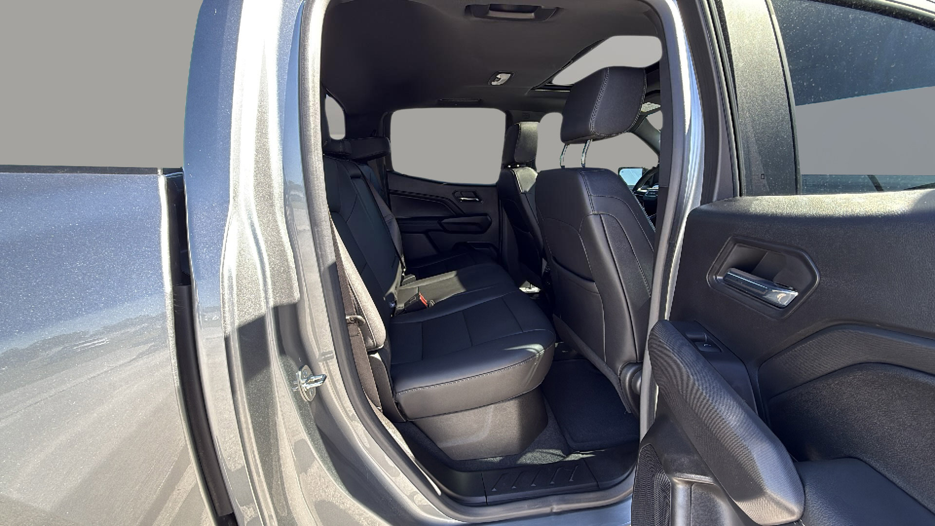 Used 2023 GMC Canyon Elevation w/ Elevation Premium Package image 16