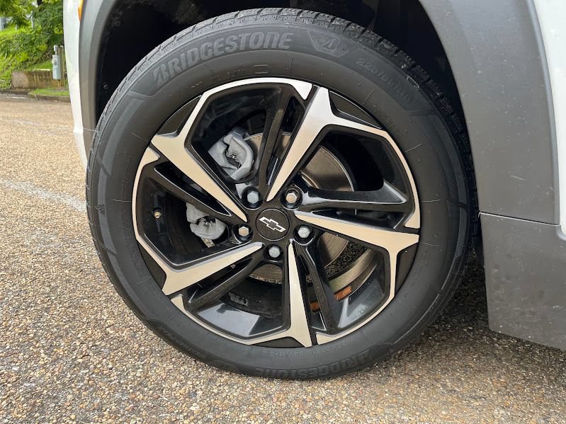 Used 2021 Chevrolet TrailBlazer RS w/ Sun and Liftgate Package AWD/4WD image 52