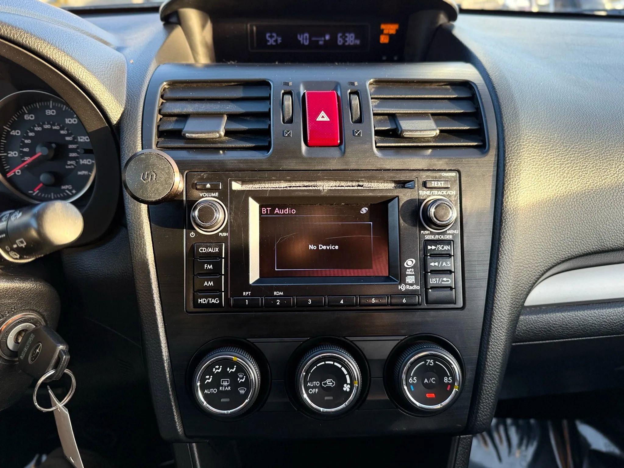 Used 2014 Subaru Crosstrek 2.0i Limited image 29