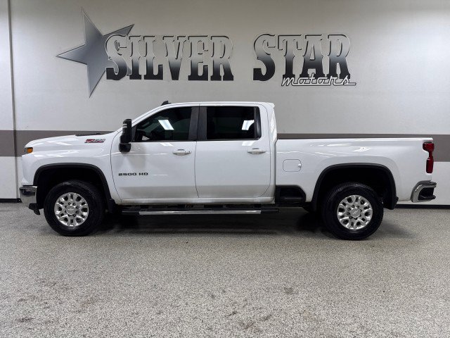 Used 2024 Chevrolet Silverado 2500 LT image 1