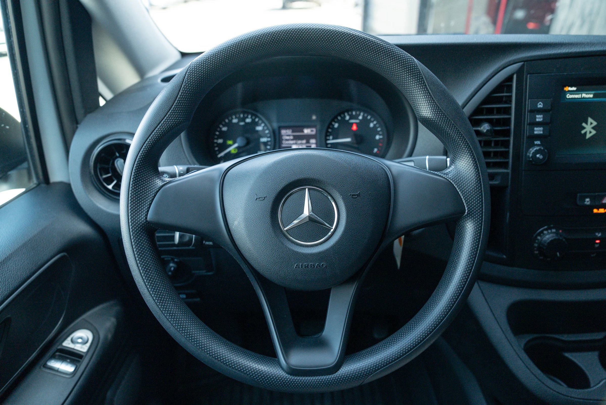 Used 2022 Mercedes-Benz Metris image 14