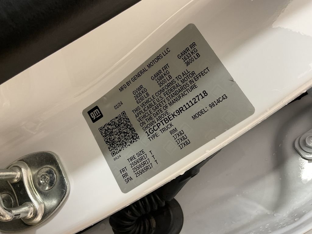 Used 2024 Chevrolet Colorado W/T w/ WT Convenience Package II image 28