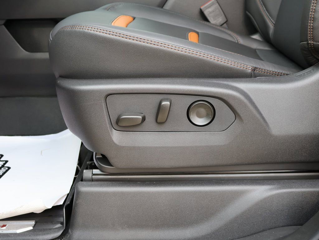 New 2026 GMC Sierra 3500 AT4 w/ AT4 Premium Plus Package image 17