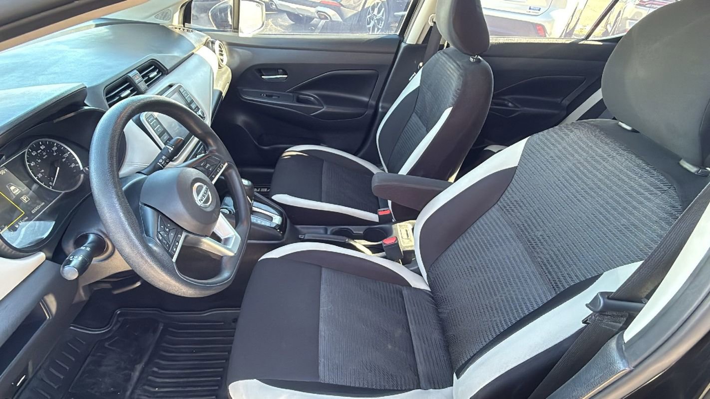 Used 2020 Nissan Versa SV image 18