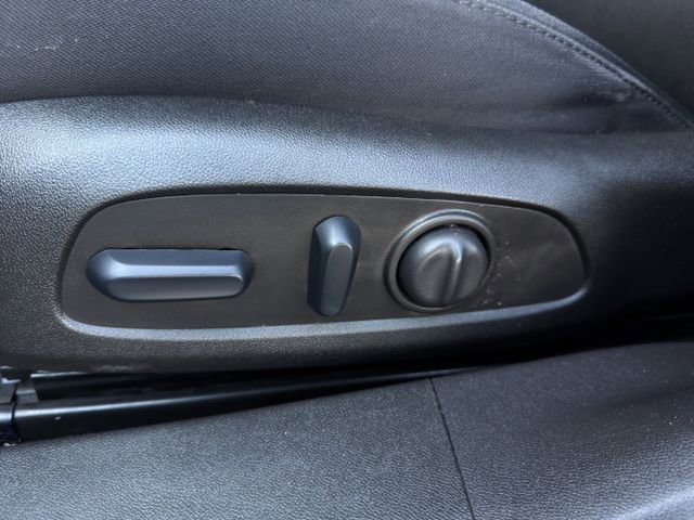 Used 2023 Chevrolet Malibu LT FWD image 25