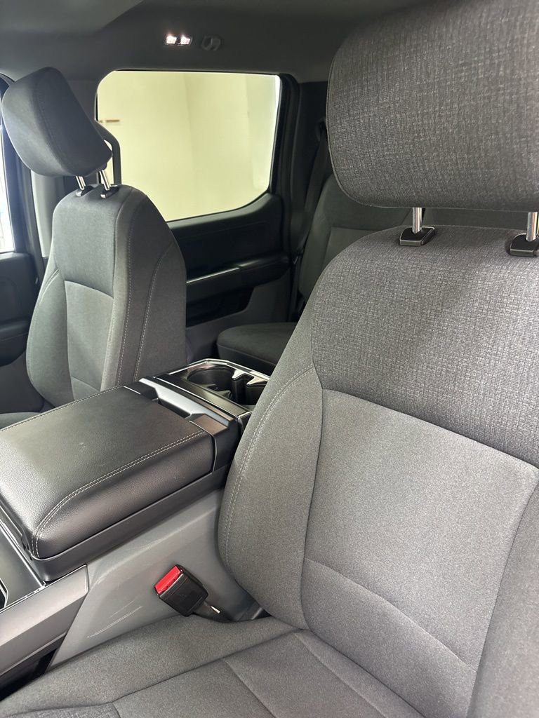 Used 2025 Ford F150 XLT w/ Equipment Group 301A Standard image 16