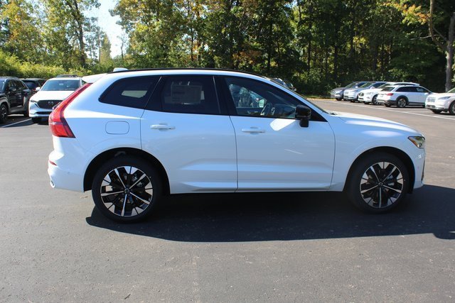 New 2026 Volvo XC60 B5 Plus w/ Protection Package Premier image 2